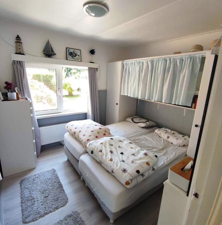 Vakantiehuis Hollum Ameland Dichtbij Strand En Met Ruime Tuin - Ameland39 Nl Екстериор снимка